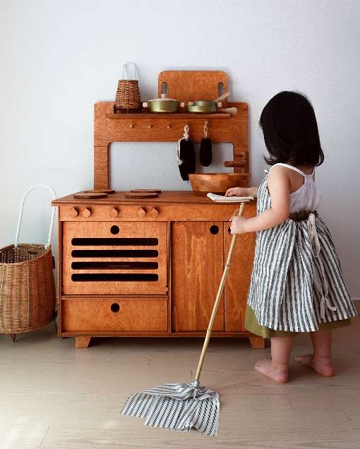 Photo 4: Mini kitchen made of veneer plywood. Photo: MIDMINI - Plywood Furniture, Latvia.